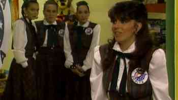 Pablo insiste en seguir a Rosa