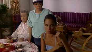 Rosa vuelve a la vecindad