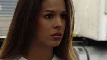 Tania escapa a Tijuana