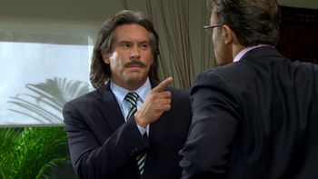 Enemigo en casa
