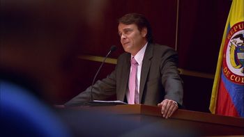 El dinero del narcotráfico | ViX