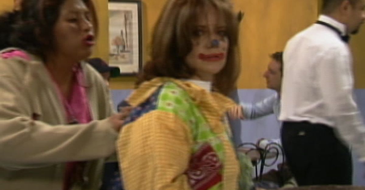 Ver La Casa de la Risa, capítulo 12 temporada 1 por ViX
