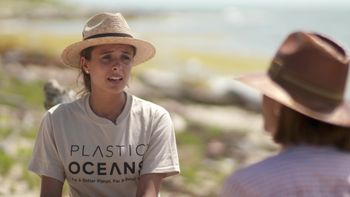 Inundados en plástico