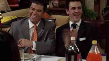 Esta noche cena Mike