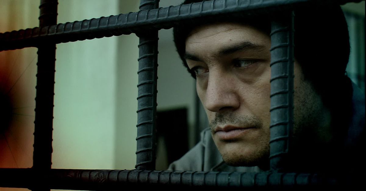Ver Infiltrados, capítulo 1 temporada 1 por ViX