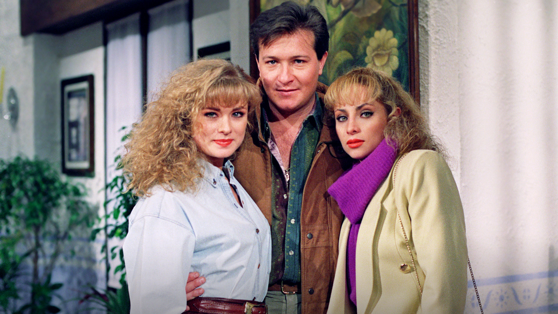 Ver Valeria y Maximiliano por ViX