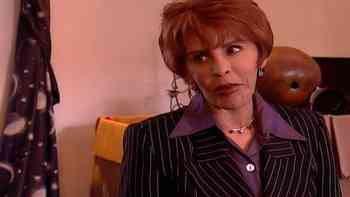 Con dinero baila el perro