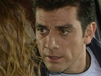 Preocupado por su hijo | ViX