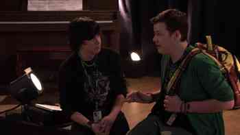 Caminando sobre vidrio roto parte dos