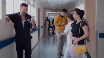 Fuera del hospital | ViX