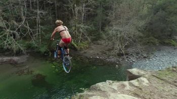 Olas y bicicletas