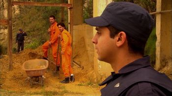 Prisioneros | ViX