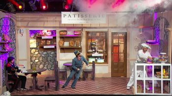 Yordi Rosado visita a la familia disfuncional