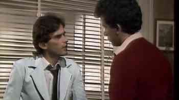 Detrás de la demanda