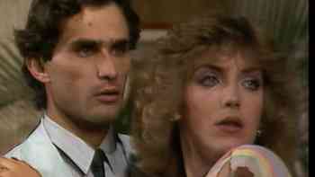 Un beso al descubierto