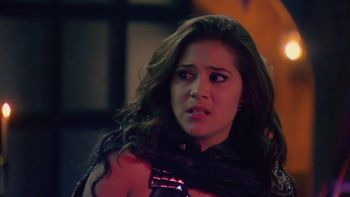 Daisy en el día de las exnovias vampiras