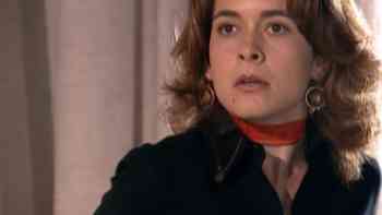 Sorprendida hurgando