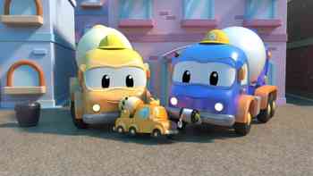 The assistants in Santa