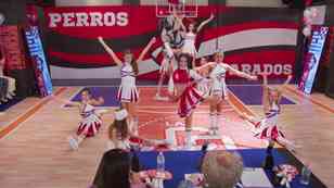 Arriba pompones