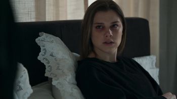 Niña buena, niña mala