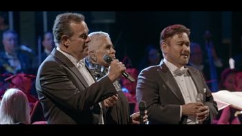 Regálame esta noche, detrás del concierto