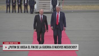 Noticias Univision 24-7 Conectados: 15 de agosto, 2025