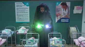 Cómo cambiar a un bebé