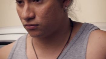 Cállate y escúchame