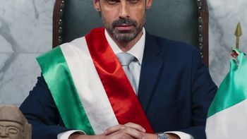 El presidente Arturo Fernández es prófugo de la justicia