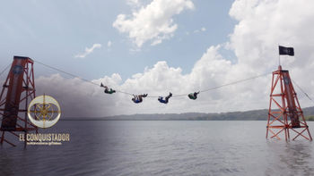 Dos boletos en juego