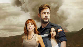 Tráiler: Bajo un volcán