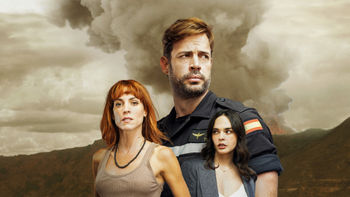 Tráiler: Bajo un volcán