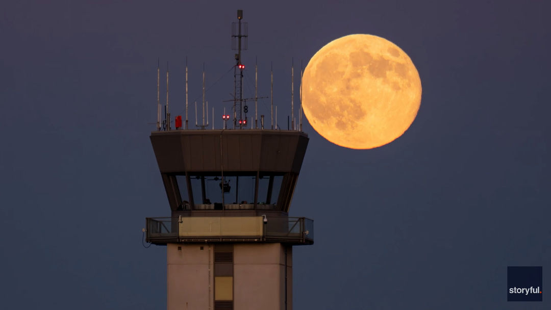 Así se vio la luna más grande y más brillante de 2025 en el mundo | ViX
