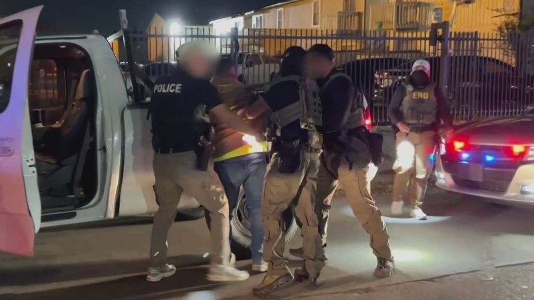 ICE arresta a 1,500 inmigrantes en operativo de nueve días en Texas: esto se sabe de los detenidos | ViX