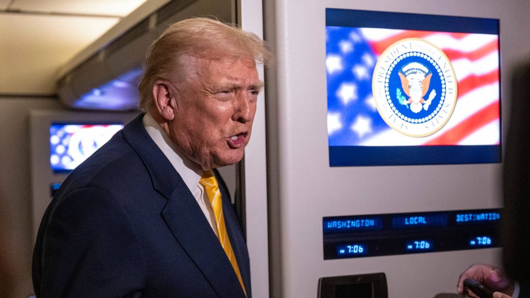 Trump pide investigar a Bill Clinton y a otros demócratas por supuestos vínculos con Jeffrey Epstein | ViX