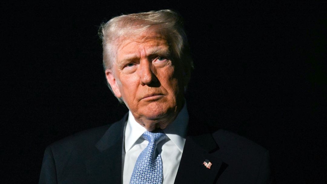 Índice de aprobación de Trump alcanza su nivel más bajo: encuesta | Resumen de las noticias del día | ViX