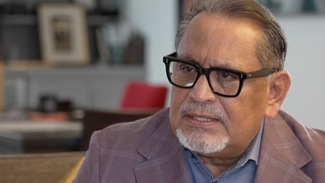 Gil Cedillo se defiende de acusaciones de racismo y demanda a sospechosos de filtrar grabación | ViX