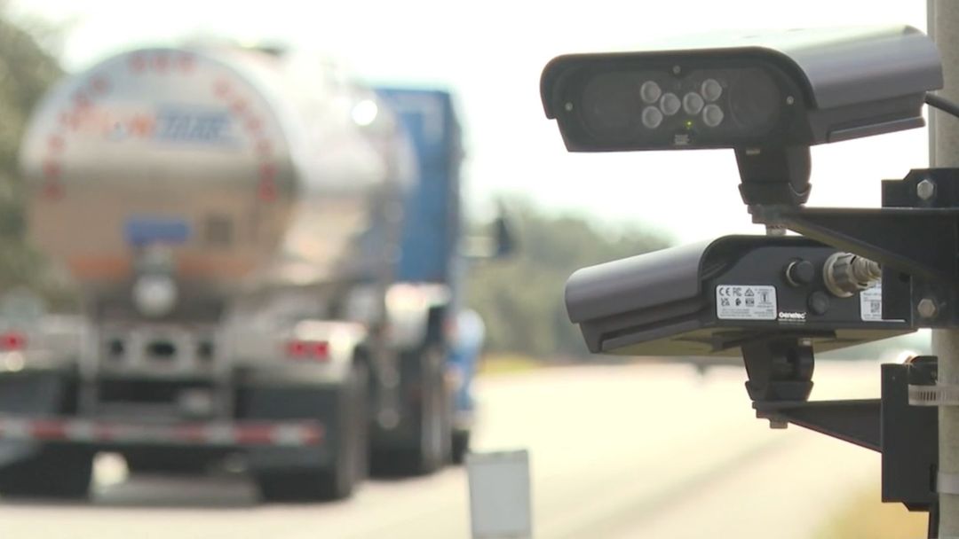 Así vigila la Patrulla Fronteriza a millones de conductores, según reporte: la medida causa polémica | ViX