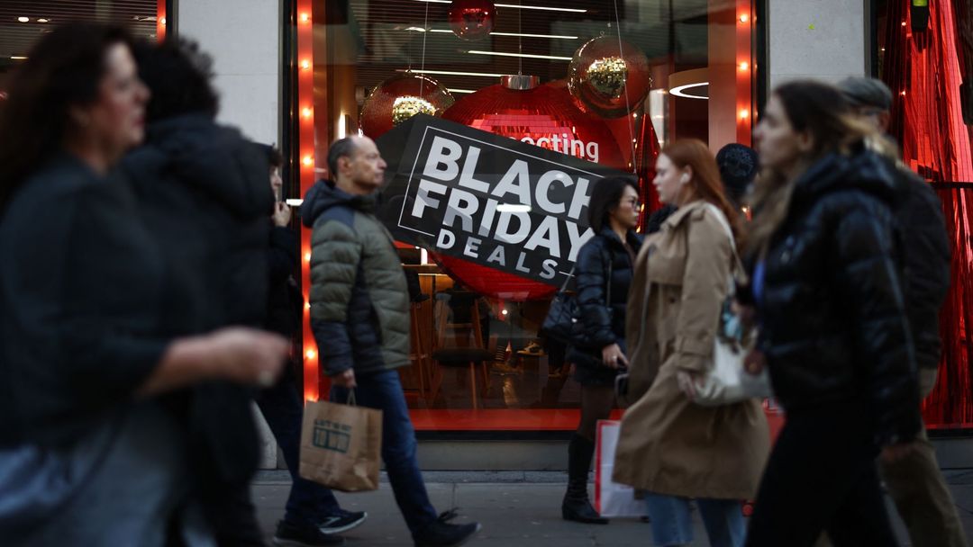 Recomendaciones de seguridad si vas a salir de compras en 'Black Friday': las noticias del día | ViX