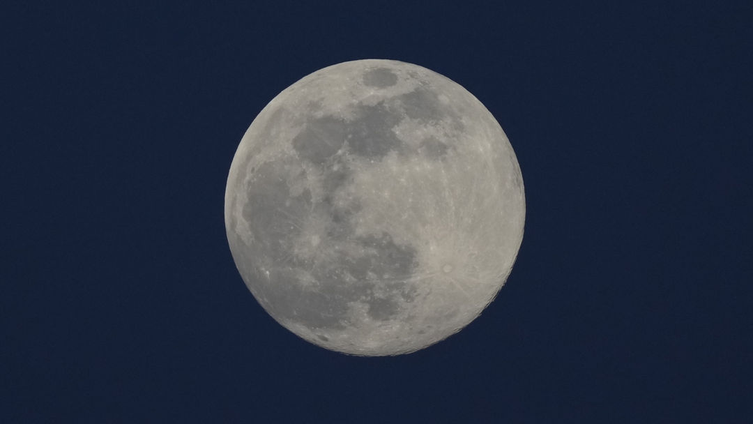 No te pierdas la última superluna del año: la ‘luna fría’ | ViX