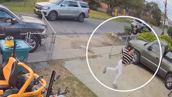 Joven es detenida por ICE pese a gritar que es ciudadana estadounidense