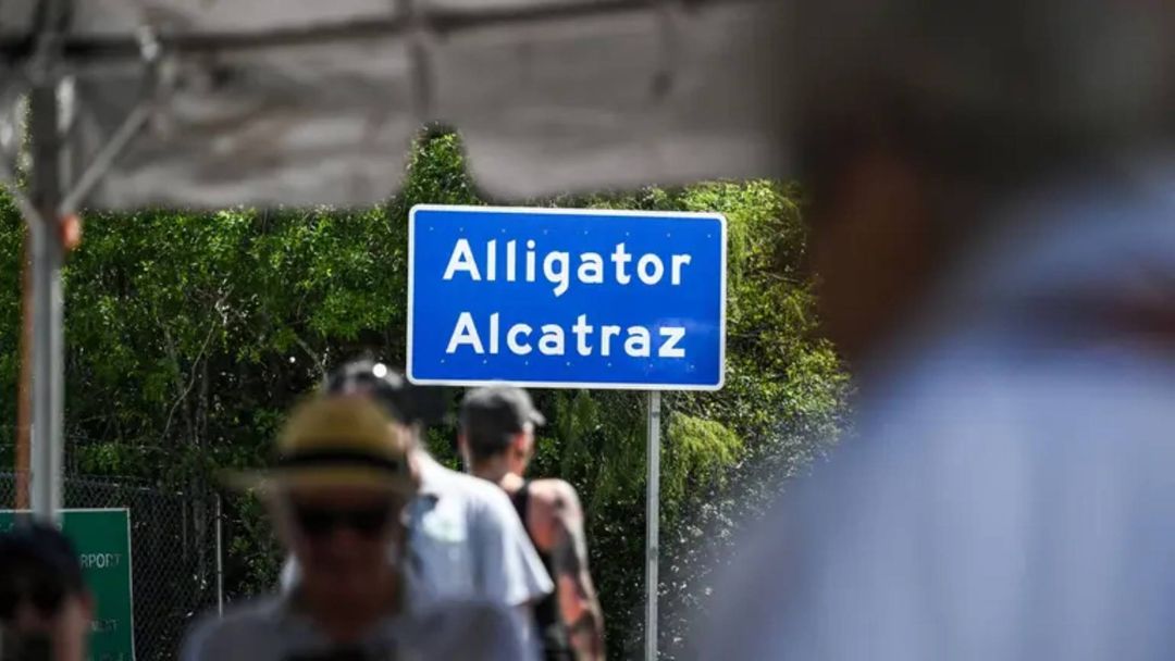 Informe denuncia tortura y desapariciones en 'Alligator Alcatraz': resumen de las noticias del día | ViX