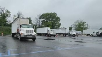 Miles de escuelas para camioneros están en riesgo de cierre en Estados Unidos