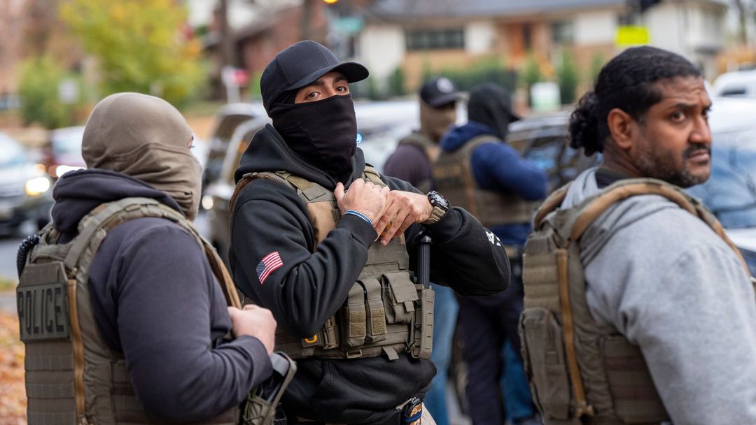 California activa portal web para reportar posibles abusos de agentes en operativos migratorios | ViX