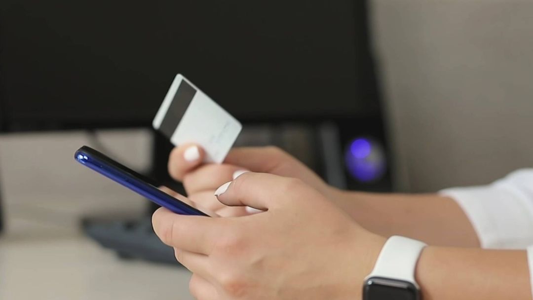 ¿Te gustan las compras en línea? Esta herramienta de la IA te puede facilitar el proceso | ViX