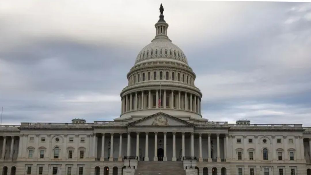 Primas de 'Obamacare' podrían subir en 2026: Senado bloquea dos planes sobre los seguros de salud | ViX