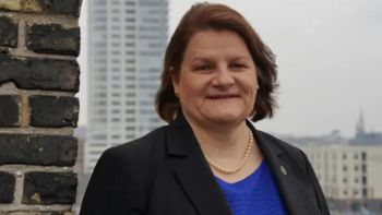 Inicia juicio contra jueza acusada de ayudar a un inmigrante a escapar: resumen de las noticias del día