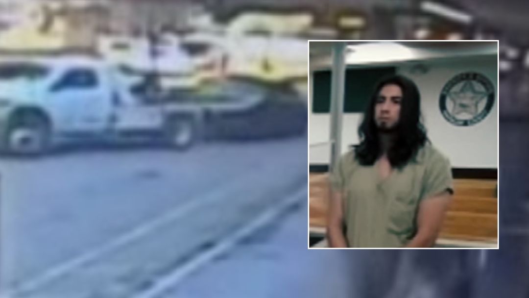 El momento en que una grúa remolca un auto con una niña de 4 años dentro: el conductor fue arrestado | ViX