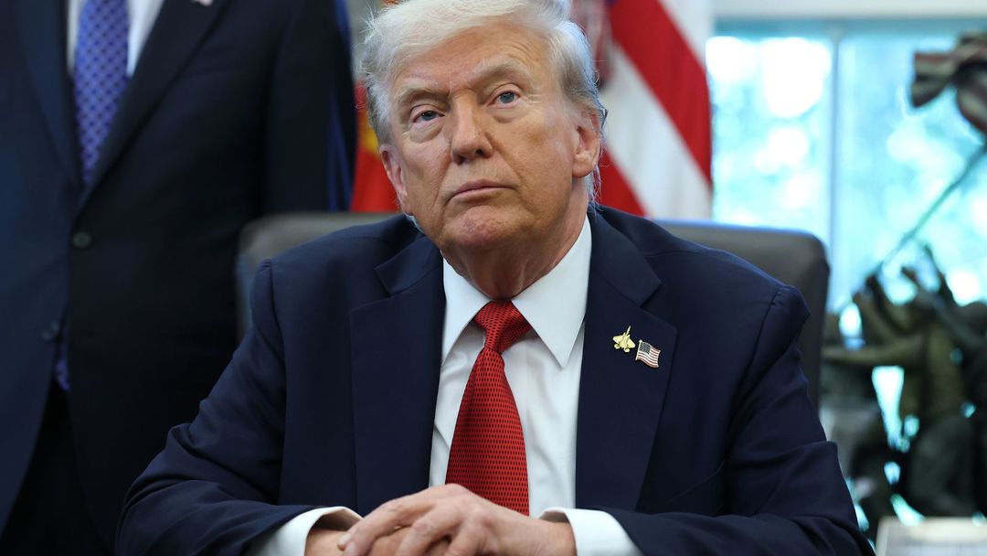 Trump asegura que EEUU se quedará con los tanqueros y el petróleo incautados a Venezuela | ViX