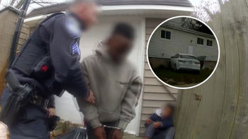 Robaron un auto y lo estrellaron en una casa: son niños y dicen que aprendieron a hacerlo en YouTube